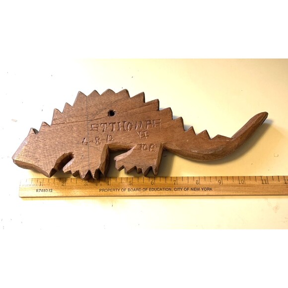 p198961_2a.jpg Carved Wood Lizard Signed Thomas Rustic Folk Art Southwestern